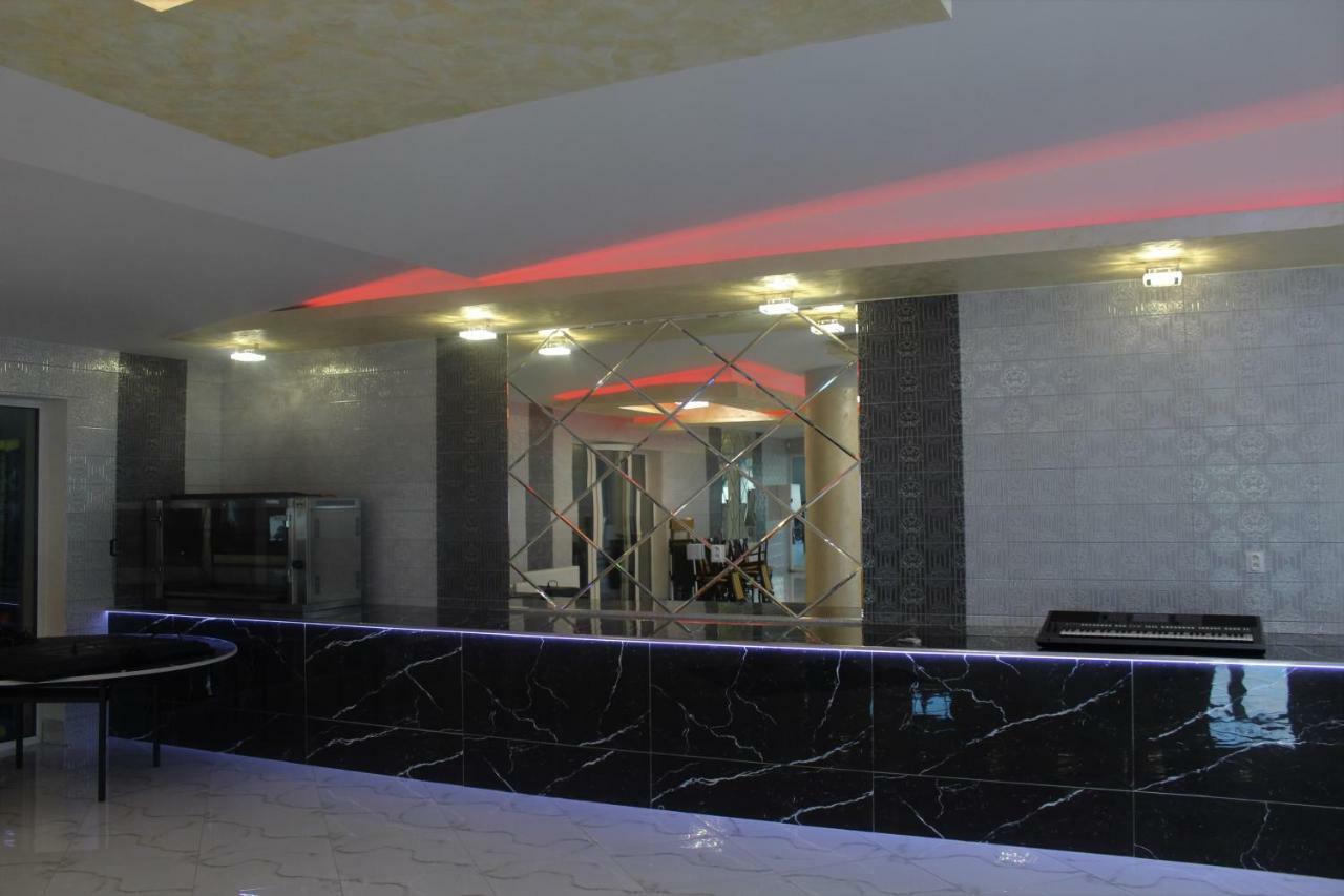 Hotel Chio Vázsec Kültér fotó