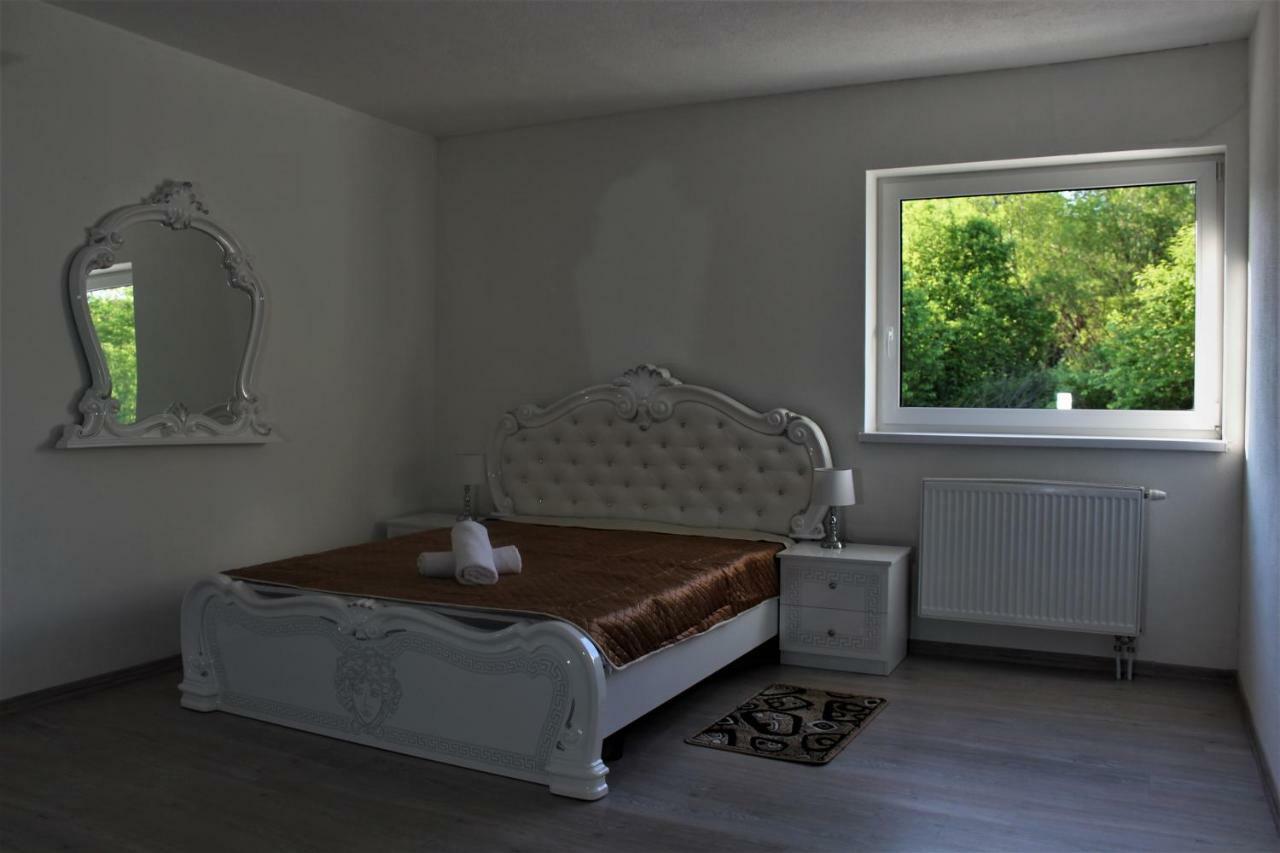 Hotel Chio Vázsec Kültér fotó