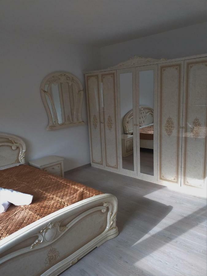 Hotel Chio Vázsec Kültér fotó