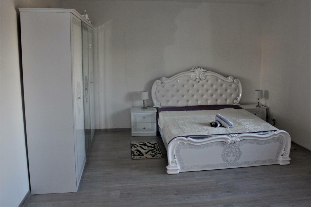 Hotel Chio Vázsec Kültér fotó