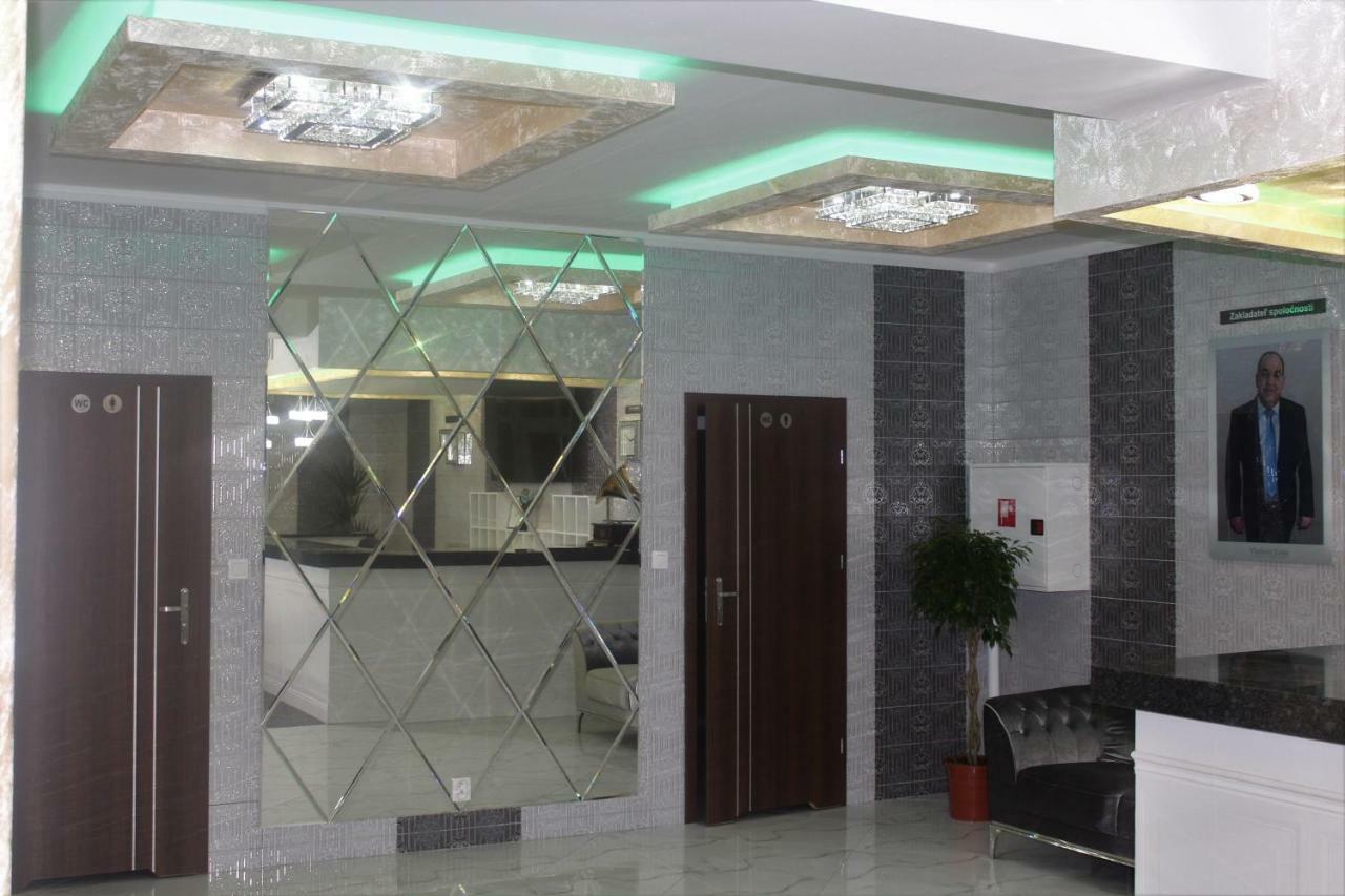 Hotel Chio Vázsec Kültér fotó